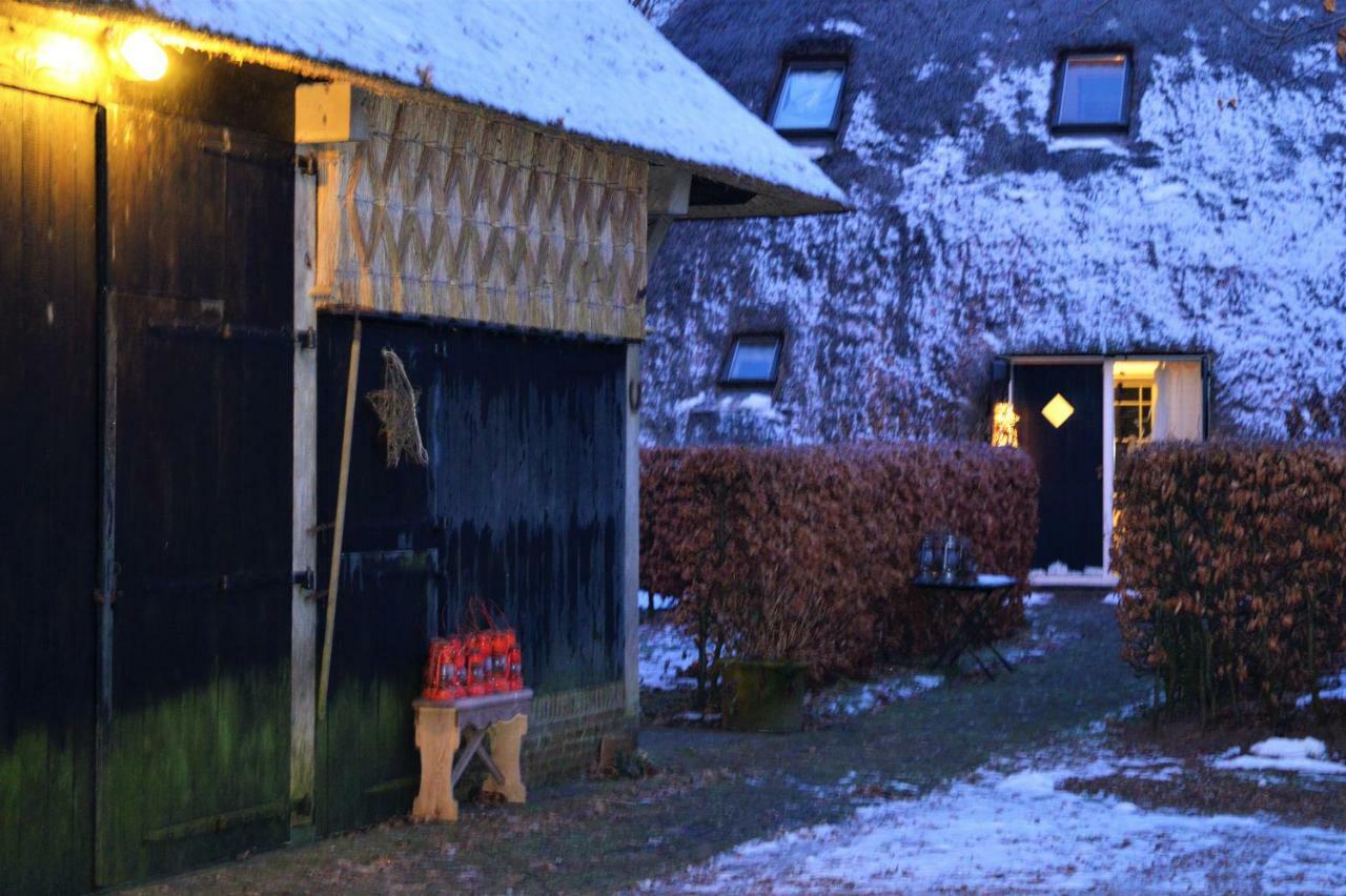 Aan De Dwarsweg Hotel Uffelte Luaran gambar